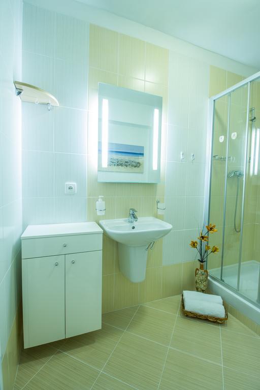 Vila Helena - Apartment Helena 2 Ruzomberok Habitación foto